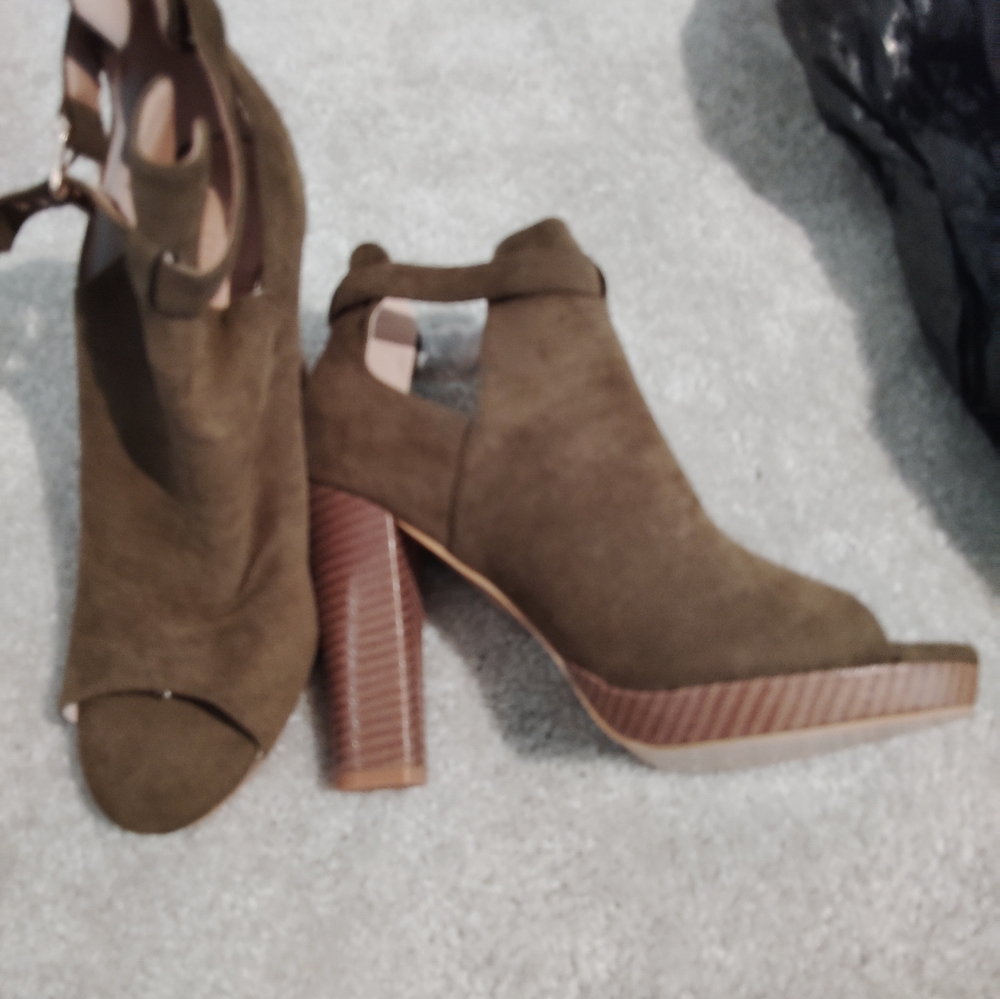 NEW TINSTREE HEELED PLATFORM SHOES